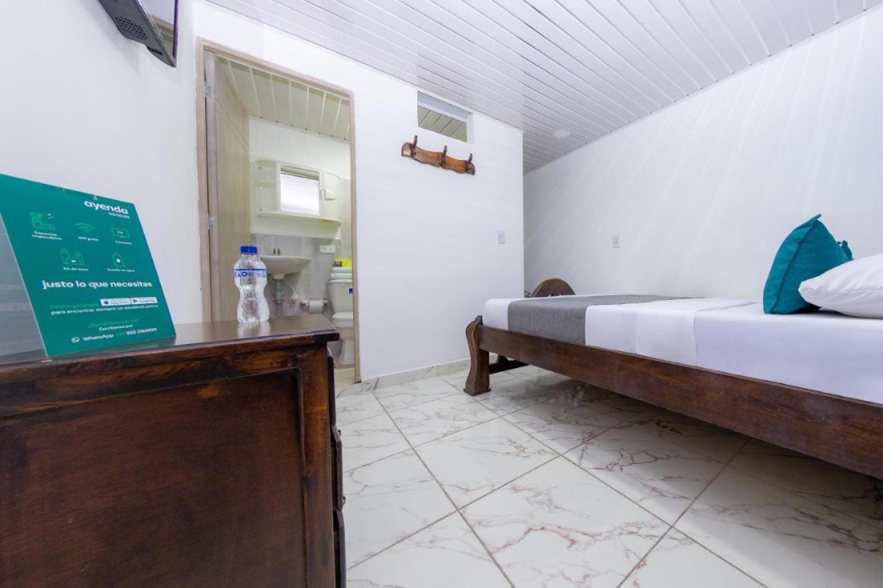 Hotel Vegas Sergio Medellín Zewnętrze zdjęcie