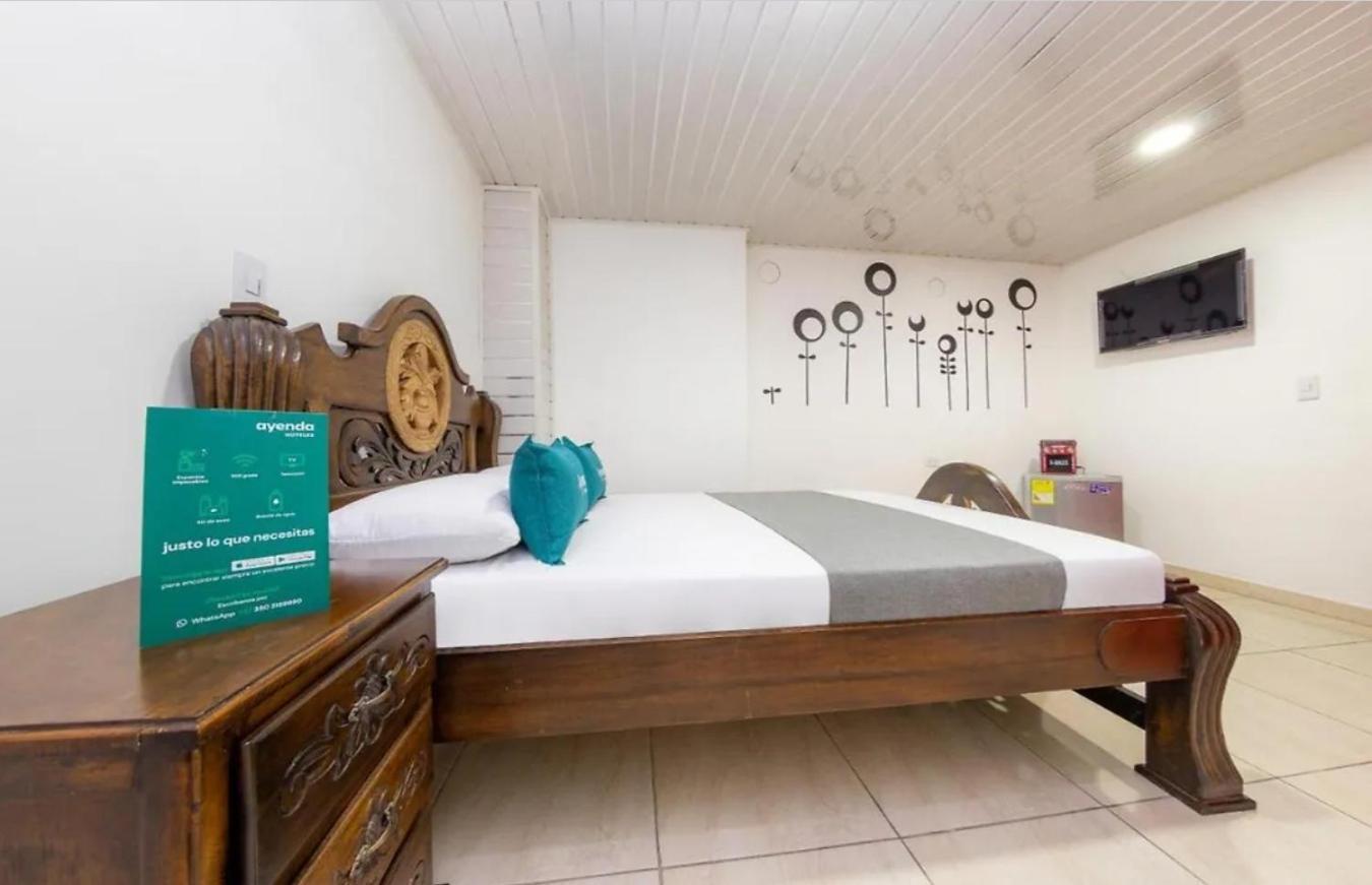 Hotel Vegas Sergio Medellín Zewnętrze zdjęcie
