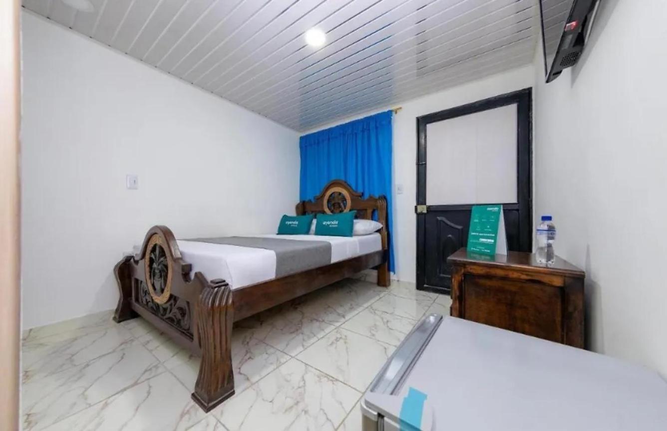 Hotel Vegas Sergio Medellín Zewnętrze zdjęcie
